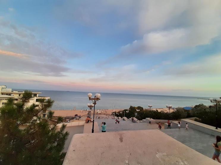 Ferienwohnung Flat with the sea view Tschornomorske Exterior foto